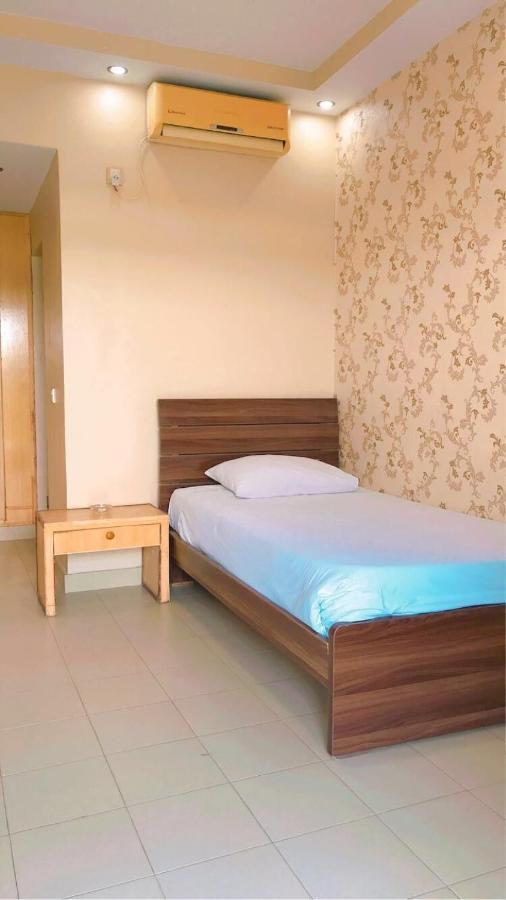 Airport Hotel Karachi Extérieur photo