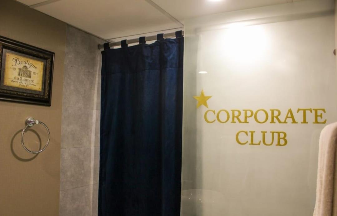 Airport Hotel Karachi Extérieur photo